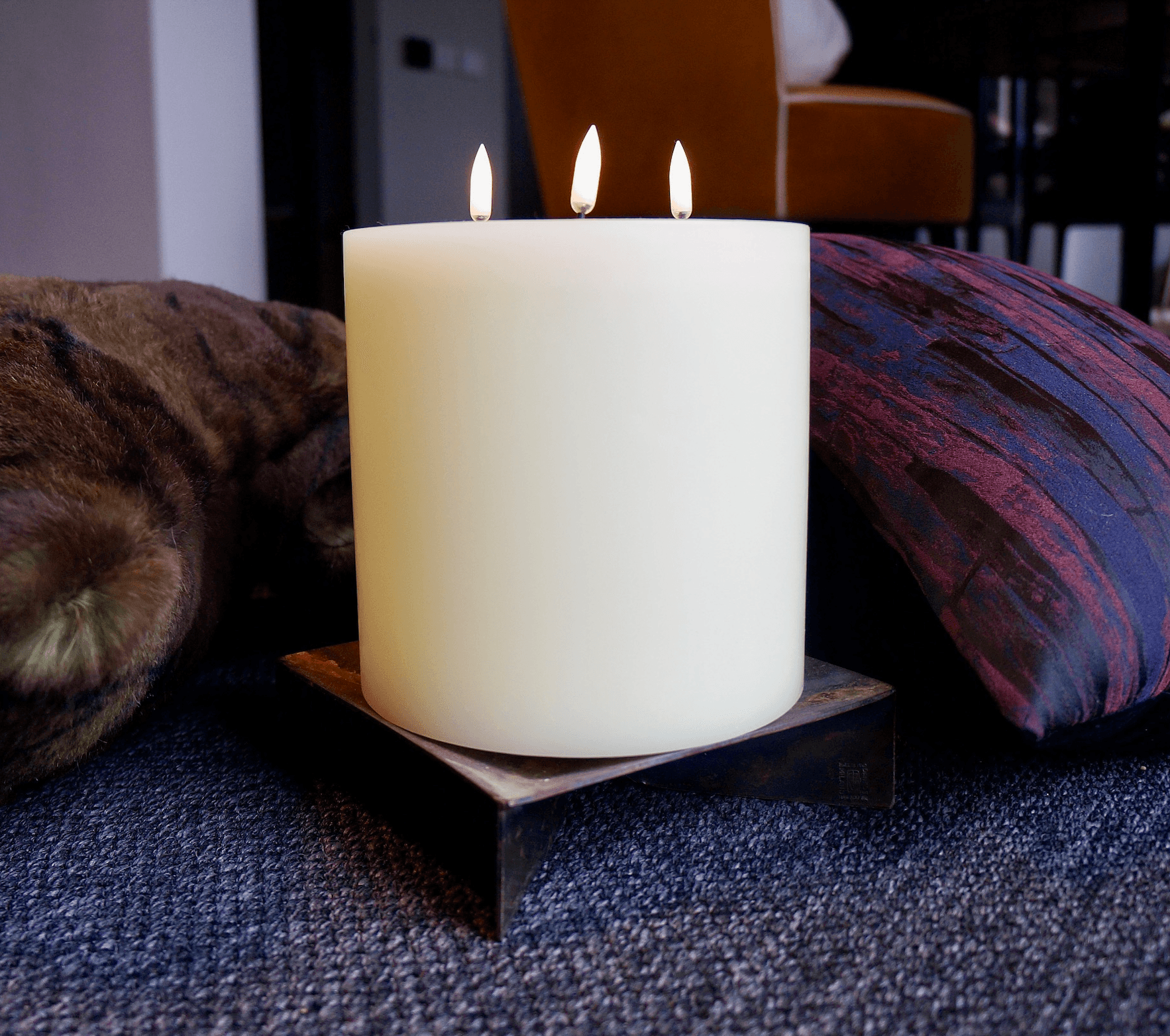 Triple Flame Pillar Candle diam. 15