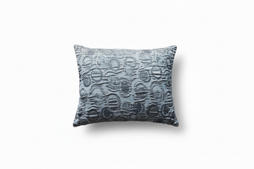 Large luxury cushion V9A8400 with silver-grey wave pattern